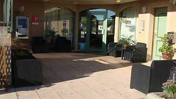 Abel Hotel