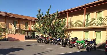 Abel Hotel