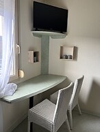 Abel Hotel