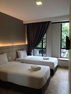 Worldview Grand Hotel