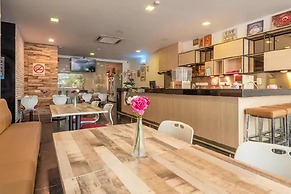 Worldview Grand Hotel