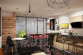 Worldview Grand Hotel