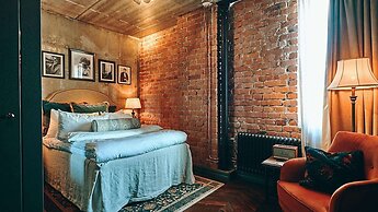The Steam Hotel