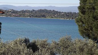 Pefka Studios & Apartments