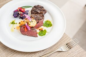 Aura Hotel - Adults Only