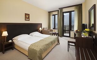 St. Spas Hotel & Balneo Complex