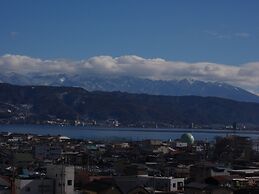 Hotel Crown Hills Okaya