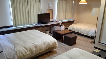 Tsuyama Central Hotel Town House