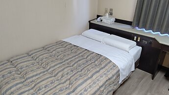 Tsuyama Central Hotel Town House