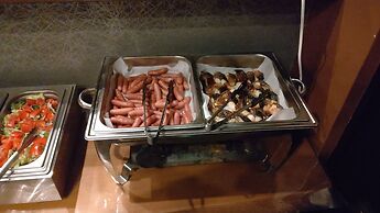 Tsuyama Central Hotel Town House