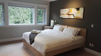 Riverfront Bed and Breakfast