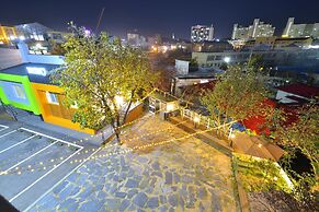 WITH U Hotel & Guesthouse