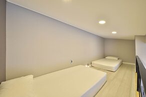 WITH U Hotel & Guesthouse