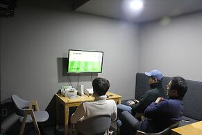 WITH U Hotel & Guesthouse