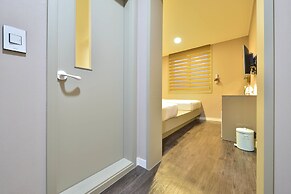 WITH U Hotel & Guesthouse