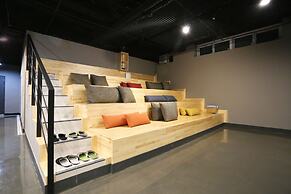 WITH U Hotel & Guesthouse