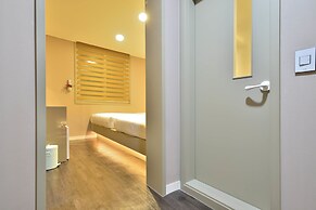 WITH U Hotel & Guesthouse