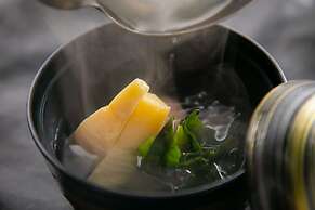 Yufuin Ryoan Wazanhou