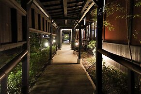 Yufuin Ryoan Wazanhou