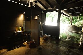 Yufuin Ryoan Wazanhou