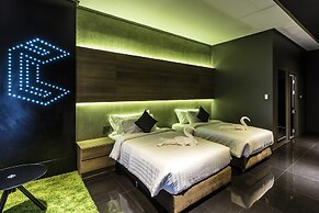 Cresco Hotel Buriram