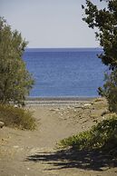 Antonoglou Beach Villas, Gennadi