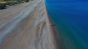 Antonoglou Beach Villas, Gennadi