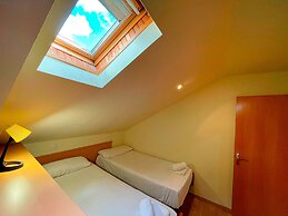 Apartamentos Pantebre 3000