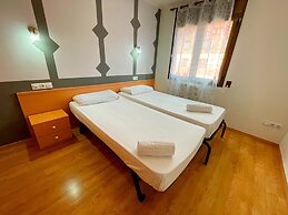 Apartamentos Pantebre 3000