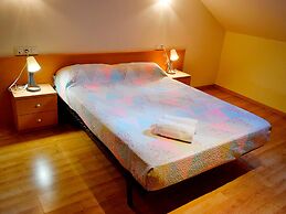 Apartamentos Pantebre 3000