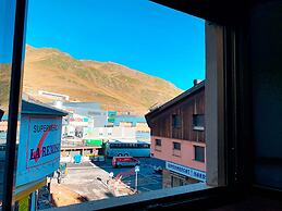 Apartamentos Pantebre 3000