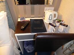 The Berwick - Over 40's Only