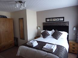 The Berwick - Over 40's Only