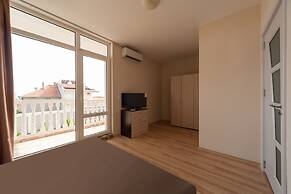 ROEL Residence Apartments