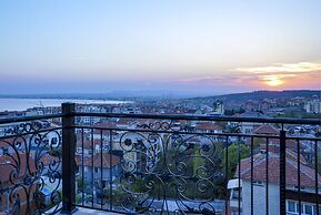 ROEL Residence Apartments