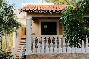 Hostal Tunich Naj & Hotel