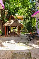 Hostal Tunich Naj & Hotel