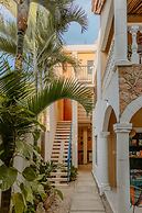 Hostal Tunich Naj & Hotel