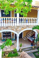 Hostal Tunich Naj & Hotel