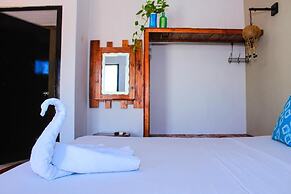 Hostal Tunich Naj & Hotel