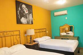 Hostal Tunich Naj & Hotel