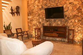 Hostal Tunich Naj & Hotel