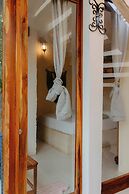 Hostal Tunich Naj & Hotel