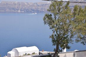 Acrothea Suites & Villas