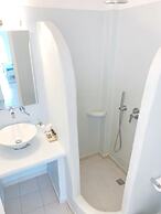 Acrothea Suites & Villas