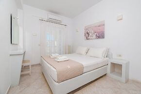 Acrothea Suites & Villas