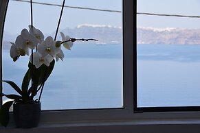 Acrothea Suites & Villas