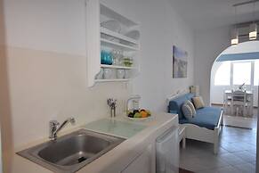 Acrothea Suites & Villas