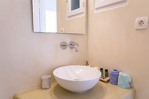 Acrothea Suites & Villas