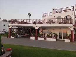 Casa Playa Baja